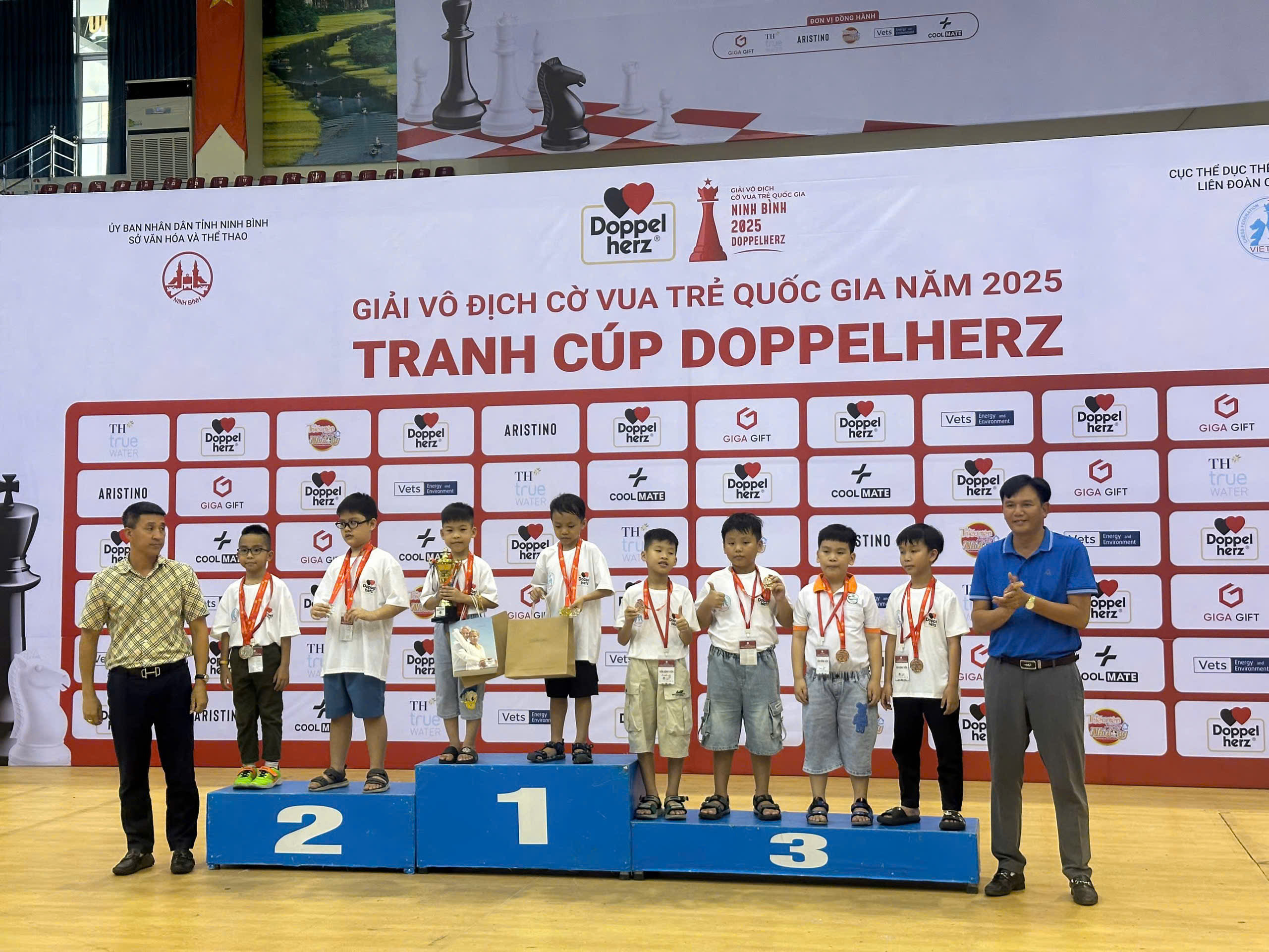 CƠ HỘI VÀNG CHO TÀI NĂNG CỜ VUA TRẺ VIỆT NAM!
